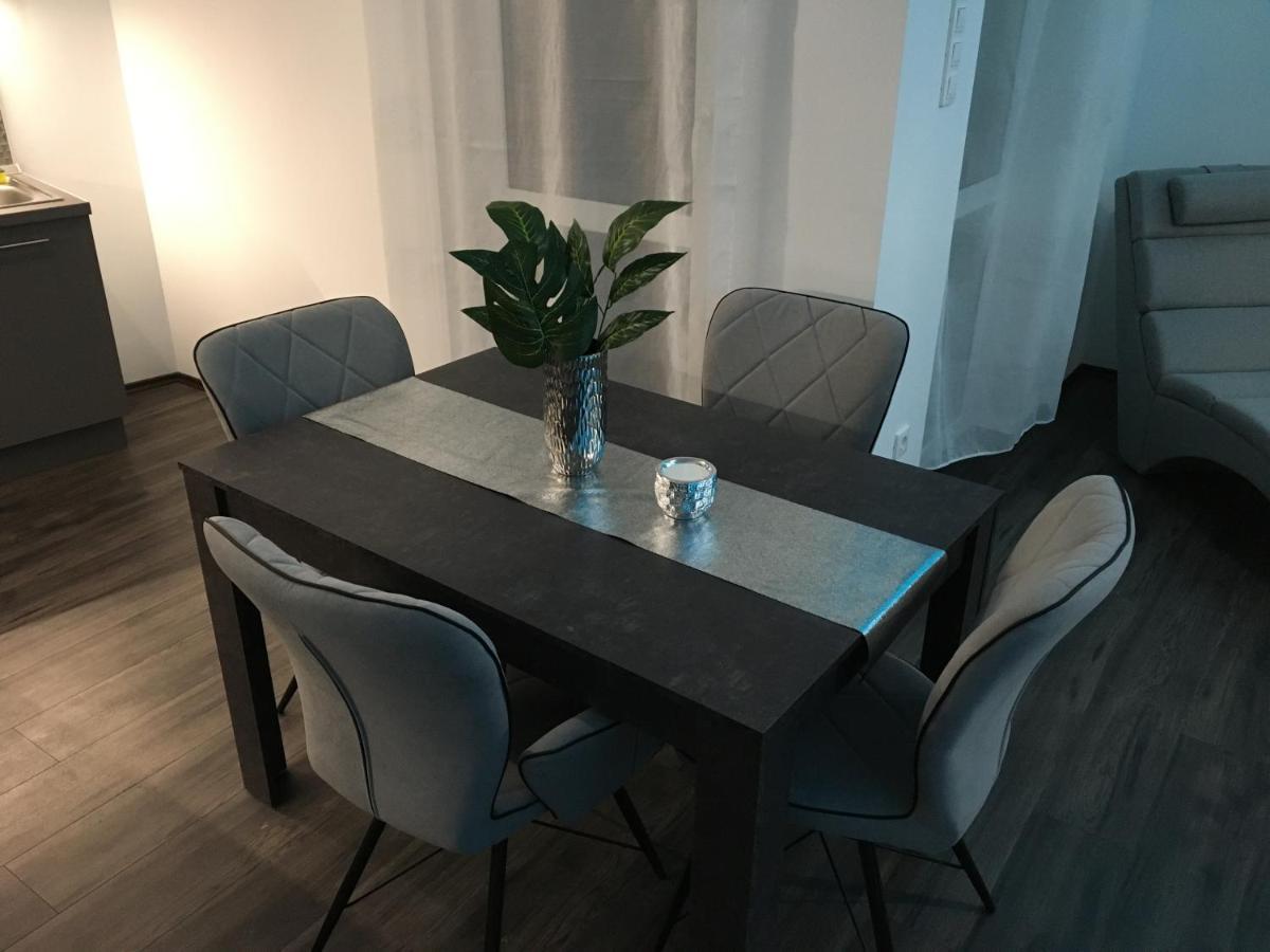 Queen Apartman Дебрецен Экстерьер фото