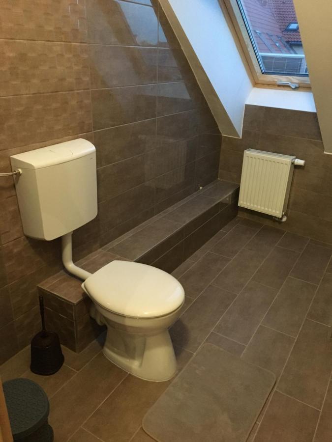 Queen Apartman Дебрецен Экстерьер фото